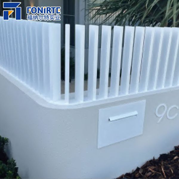 Modern Durable Aluminum Slat Fence Panels Lawn Fence Edging Decorative Garden Security Waterproof Outdoor Low Cost